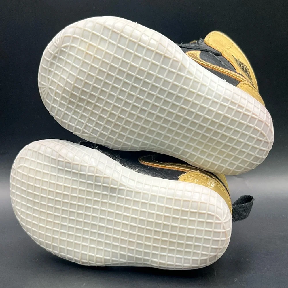 Nike - Baby Crib Shoes,Black and Gold High-Top Sneakers, Size:2C‎